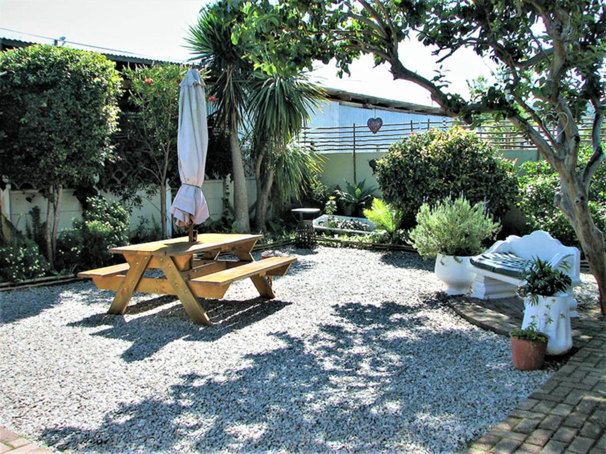 Keedols Inn & Backpackers Knysna Exterior foto